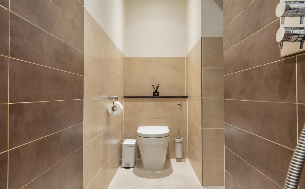 Апартаменти The Chelsea Arms - Bright 3Bdr With Garden & Private Parking Лондон Екстер'єр фото